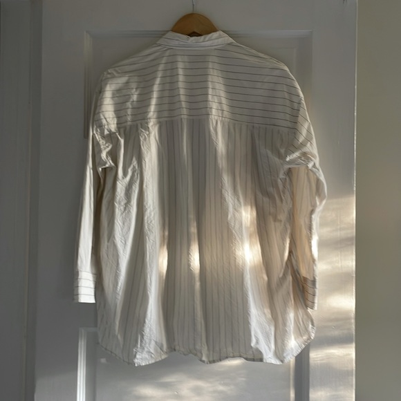 Madewell Signature Poplin Oversized Shirt in Stripe - Picture 9 of 9